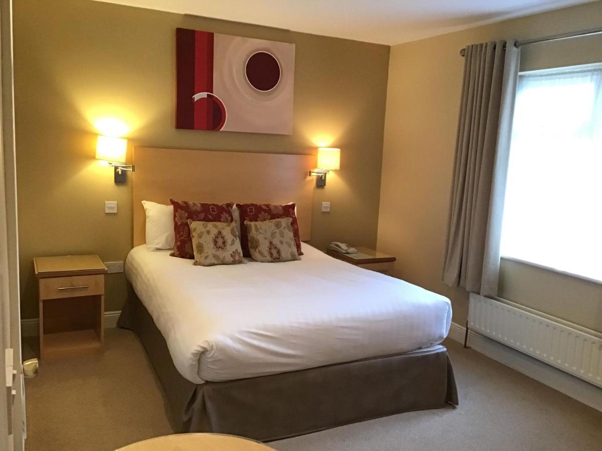 Glenwood House Hotel คาร์ริกาไลน์ ภายนอก รูปภาพ
