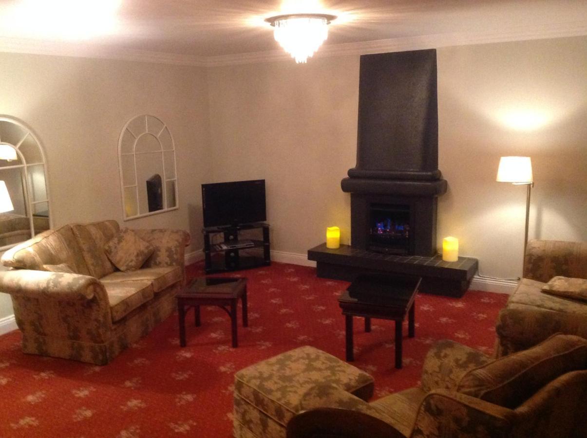Glenwood House Hotel คาร์ริกาไลน์ ภายนอก รูปภาพ