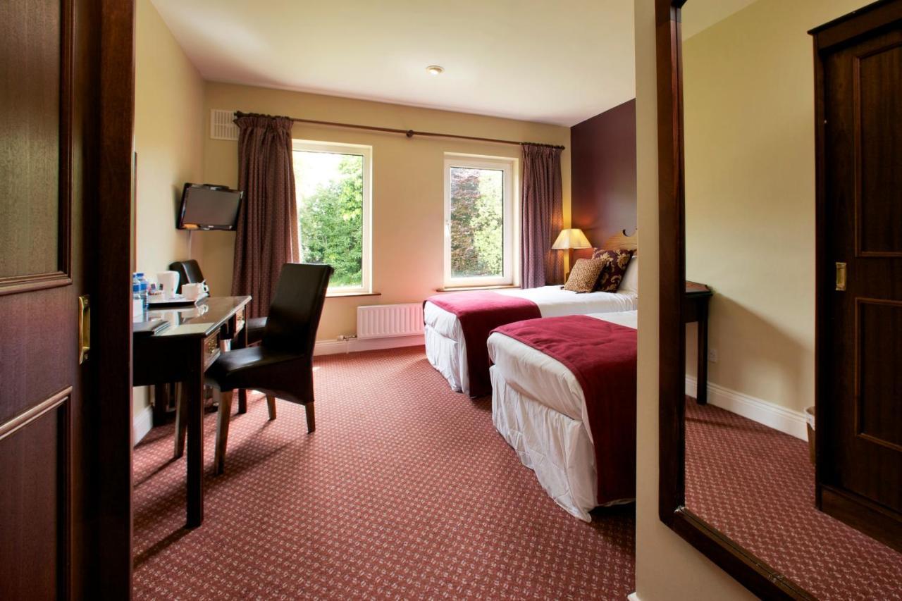 Glenwood House Hotel คาร์ริกาไลน์ ภายนอก รูปภาพ